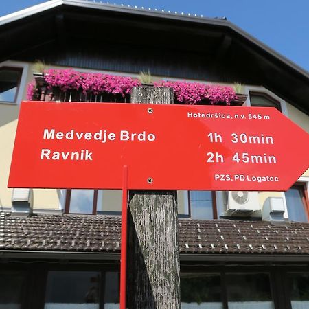 Gostilna Turk Hotell Hotedrsica Eksteriør bilde