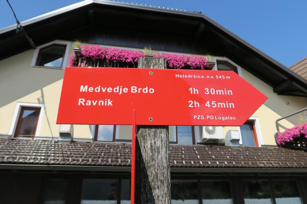 Gostilna Turk Hotell Hotedrsica Eksteriør bilde